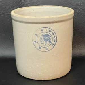 Ancienne cruche en grès crème 8 étoiles tête d'indien poterie Louisville 6" de haut 6" de diamètre - Photo 1/8