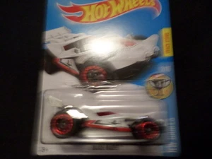HW HOT WHEELS 2016 HW GAMES #2/10 BLADE RUNNER BLANCO HOTWHEELS MUY BUENO - Imagen 1 de 1