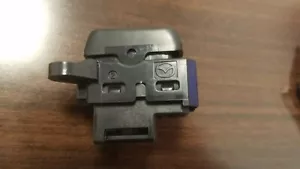 Mazda CX7 2010-2012 interruptor de bloqueo de alimentación delantero derecho fabricante de equipos originales nuevo - Imagen 1 de 4