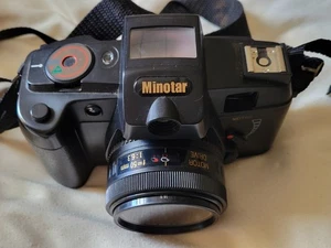 Telecamera riduzione occhi rossi Minotar Motor Drive 35 mm con flash - non testata - Foto 1 di 12