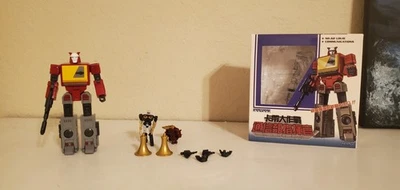 G1 TRANSFORMER AUTOBOT NewAge NA H62 Louie Blaster con 2 casetes EE. UU. Foto 1 de 4