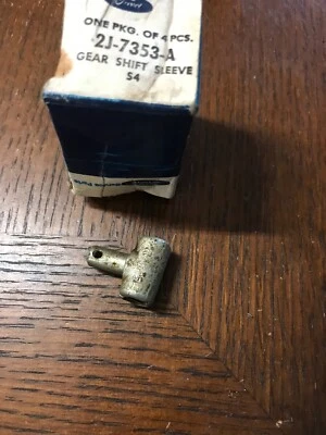NOS 1961/ 1972 FORD F100/350 TRANS SHIFT ROD ADJUSTMENT SLEEVE 2J-7353-A NEW USA - Image 1 of 2