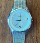 DKNY LADIES SILVER TONE WHITE DIAL WATCH–NOT WORKING–FOR PARTS, BAND OR REPAIR