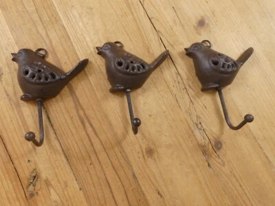 3 Bird Key Hooks Coat Towel Hat Hanger Cast Iron Antique Style Rustic Brown Hall - Image 1 of 4