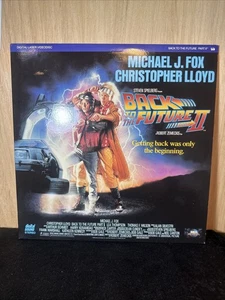 BACK TO THE FUTURE II Laserdisc (1989) SCI-FI Michael J Fox - Picture 1 of 4