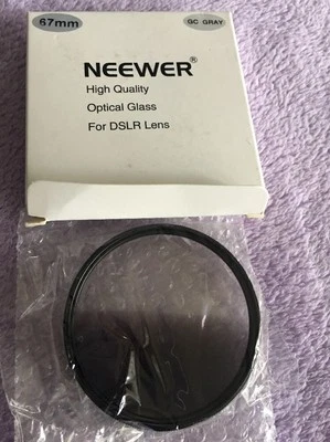 NEEWER Optical Netural Grey Gradual ND-Grads Filter for Camera Lens (67MM) - Image 1 of 2