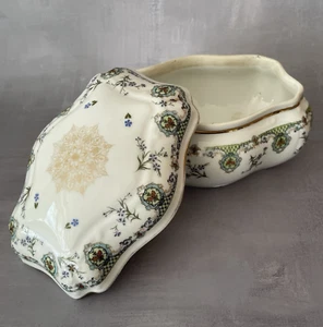 Grosse boite porcelaine avec relief décor barbeaux bleuet rosace bonbonnière - Afbeelding 1 van 19