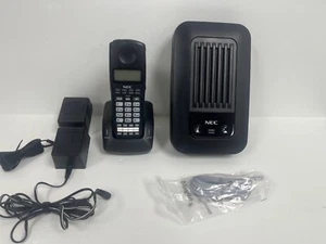 Teléfono DECT inalámbrico NEC DTL-8R-1 Dterm, NEC# 730095 (reacondicionado) - Imagen 1 de 3