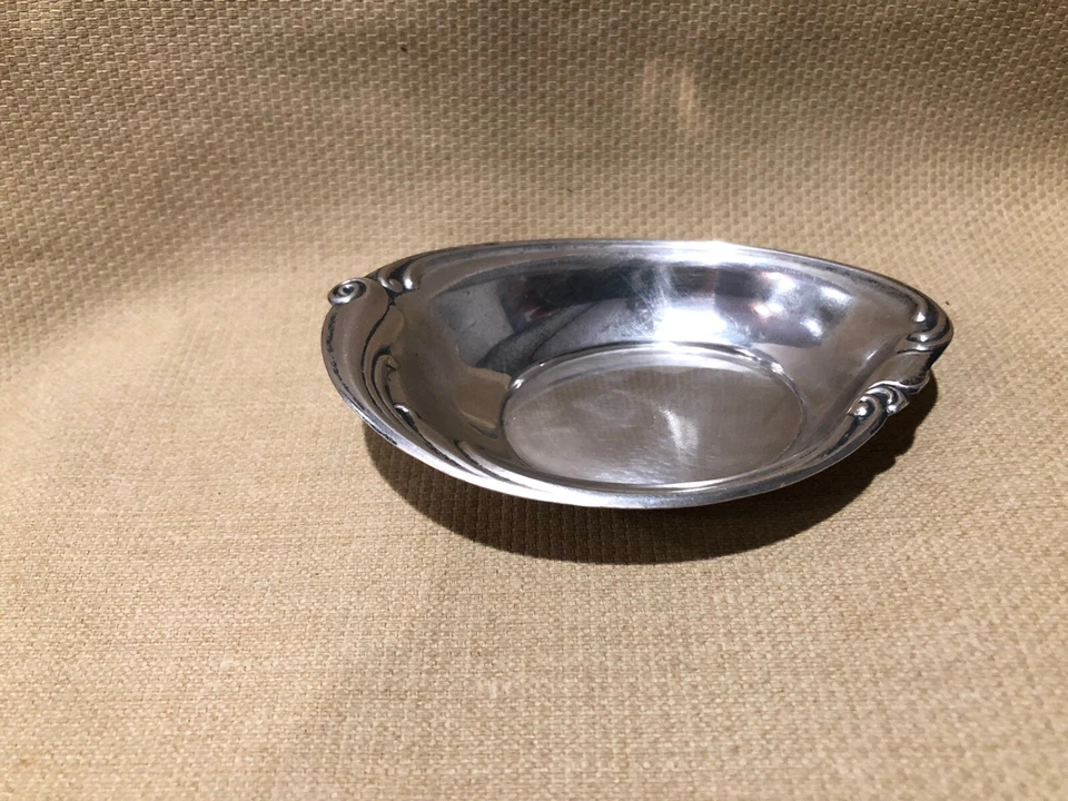 Vintage Wallace Sterling Silver Salt Cellar 2 5/8" Wide - Image 1 of 4