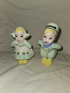 Vintage Kissing Dutch Holland Kids - Picture 1 of 5