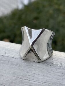 Men's Room 101 Polished Sterling Silver Wave Heavy Ring Sz 11