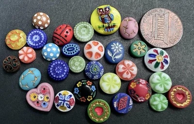 Lote de 30 cabinas de vidrio moldeado y con incrustaciones de lujo vintage Foto 1 de 2