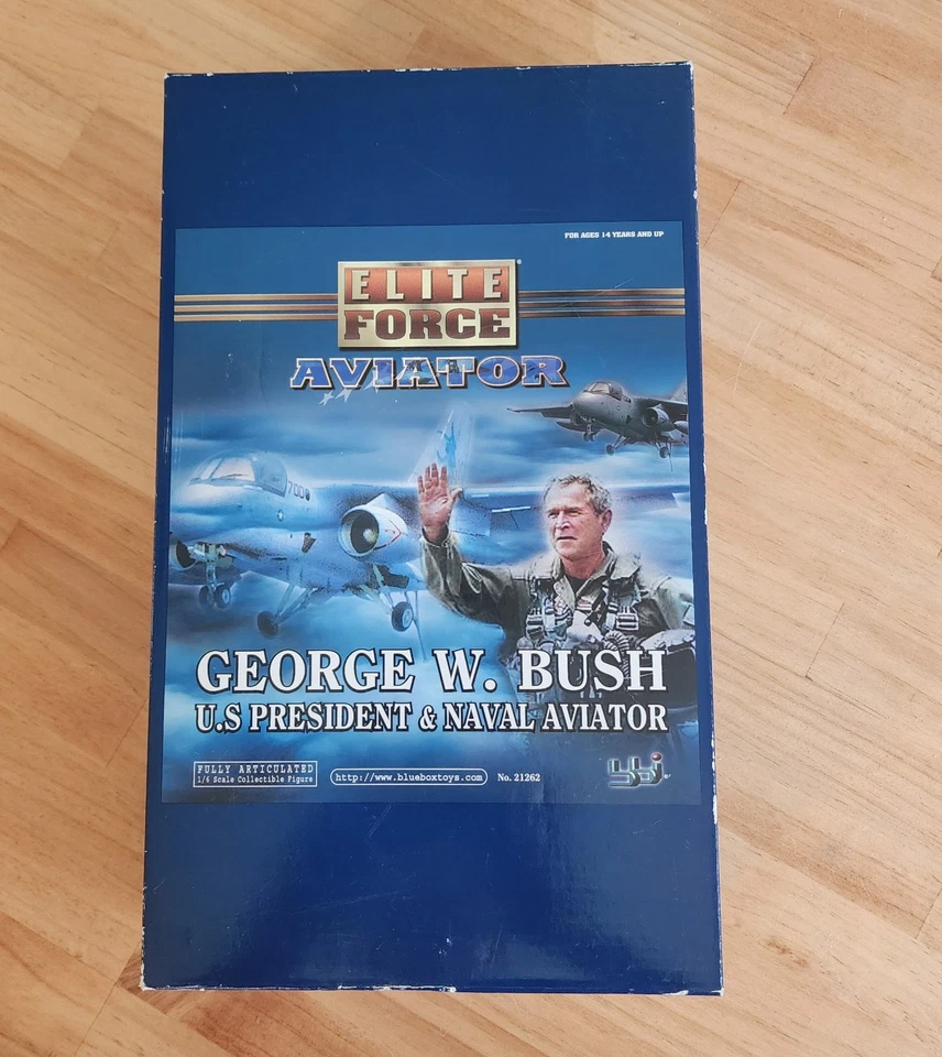 Figura George W Bush Presidente de los Estados Unidos y Aviador Naval 2003 Elite Force Aviator  Foto 1 de 4
