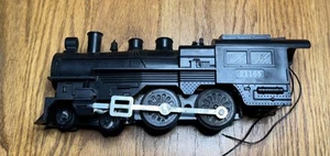 Old O Gauge Steam Engine - Picture 1 of 6