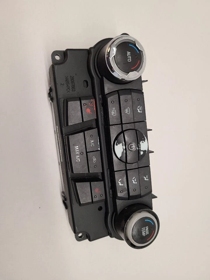 10-12 FORD FUSION Control de temperatura CA principal VIN A 8º dígito AE5H18C612EV Foto 1 de 4