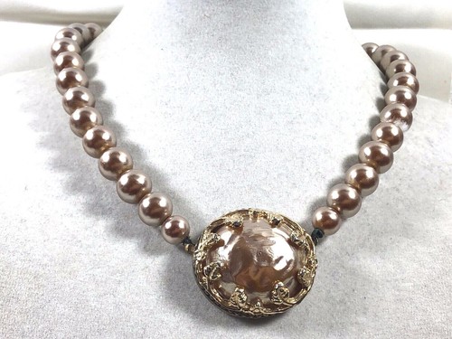 OFF WHITE COLLANA PENDENTE VINTAGE COLORE CREMA PERLE FILO FINTO GRANDE CHIUSURA OVALE 15 25"L