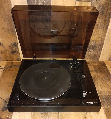 Tocadiscos Thorens TD 180 de colección no probado sin cable de alimentación sin lápiz óptico bonito leer Foto 1 de 4