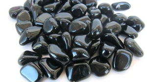 1X Black Obsidian Tumbled Stone 20-30mm Reiki Healing Crystal Repels Negativity - Picture 1 of 4