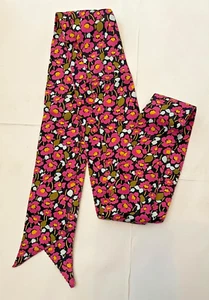 Bufanda floral sin marca 100 % seda 66"" x 2,25"" excelente estado leer - Imagen 1 de 2