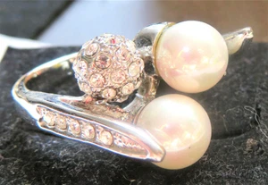 Genuine white pearl ring, white gold over silver, size 6.5 - Picture 1 of 5
