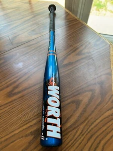 Bate de softbol lanzamiento lento de madera laminada azul y naranja Worth Toxic (25"/14 oz) - Imagen 1 de 7