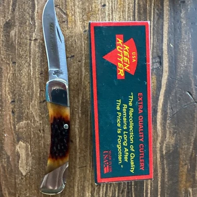 Vintage 1992 Keen Kutter Amber Single Blade Lockback Knife (KK05AJB) - Image 1 of 4