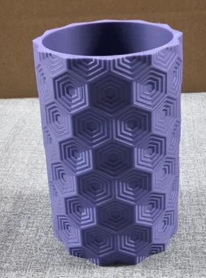 Jarrón impreso en 3D #1 4,25 alto por 2,75 ancho varios colores Foto 1 de 3