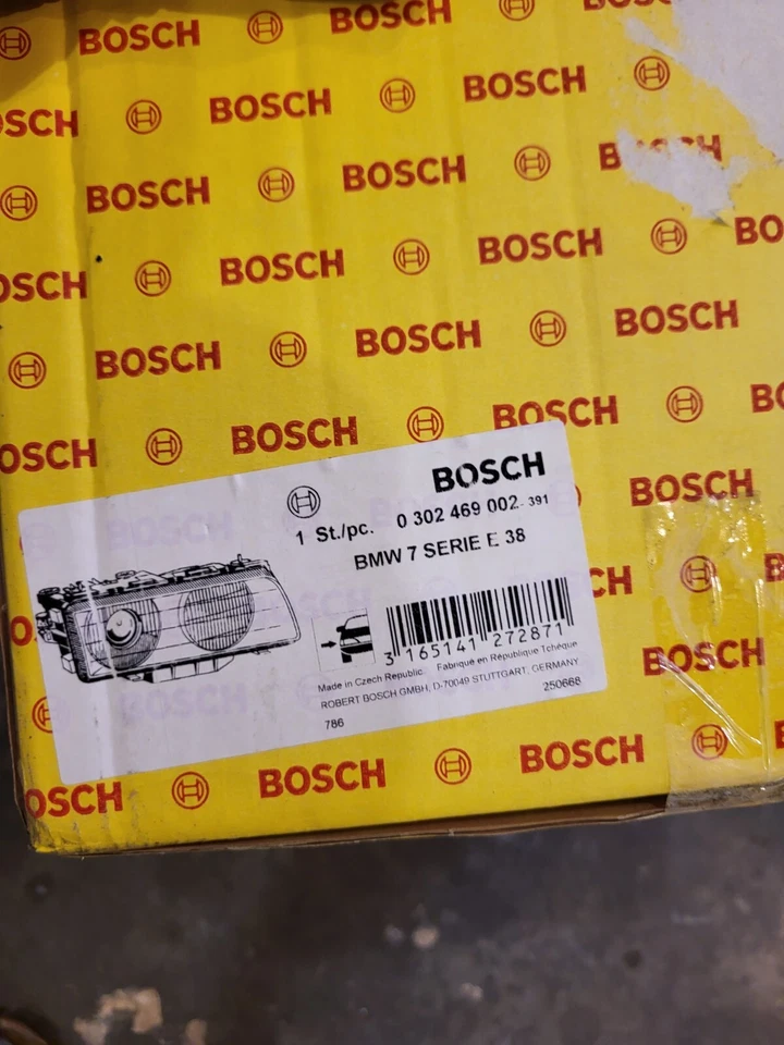 Faro halógeno derecho BMW 740i E38 0302469002 ¡Nuevo en caja! Foto 1 de 4