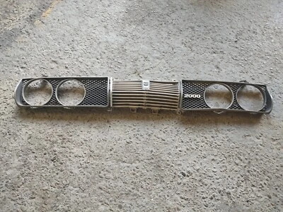 Parrilla parrilla 71 72 Toyota Corona Crown Mark II 2000 T80 RT73 Foto 1 de 4