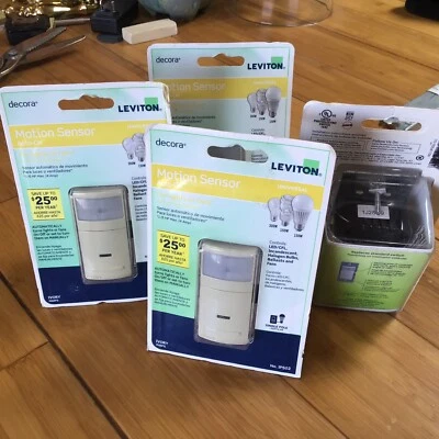 4 Pack, Leviton Decora IPS02 Motion Sensor Auto-On Switch Public Bathroom - Image 1 of 3