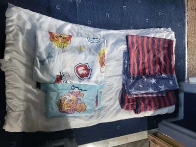 TODDLER BED DUVET & COVERS: - Image 1 of 3