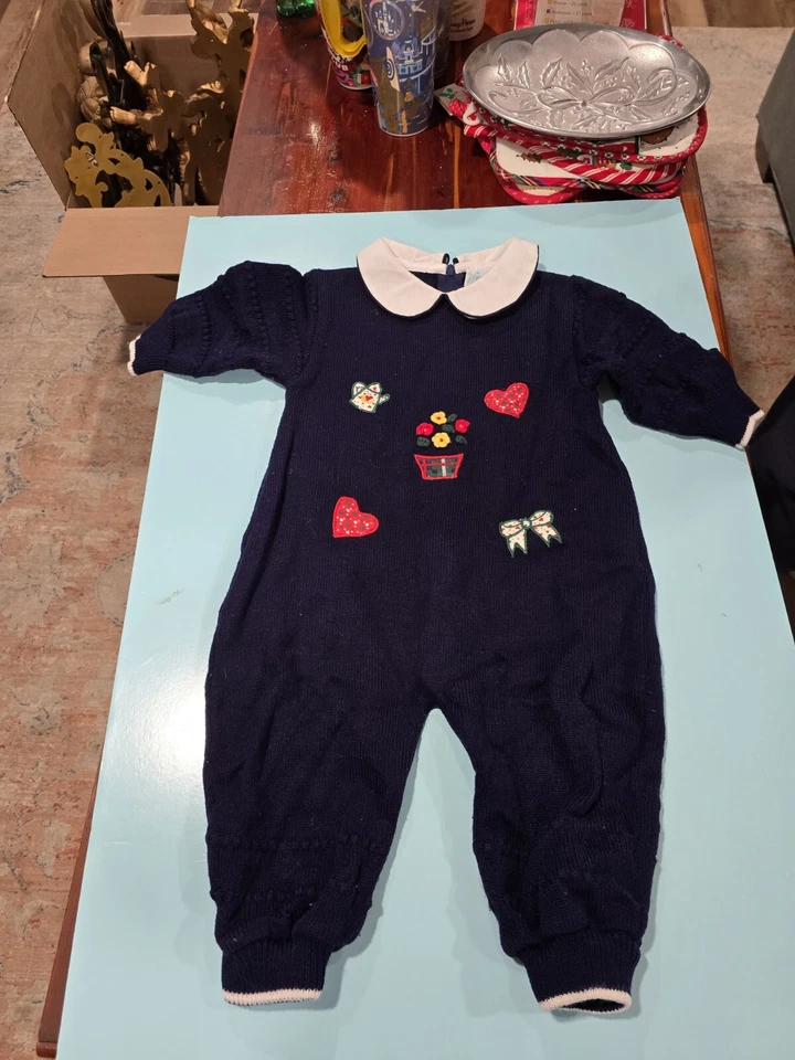 Mono mameluco vintage Bright Future 12 Mo tejido azul flores bordadas Foto 1 de 4