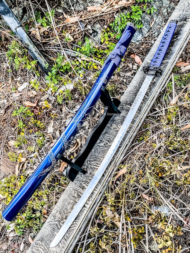 DAMASKERUS 40" Blue Japanese Samurai Sword Katana Carbon Steel Blade Dragon Engraved Woode