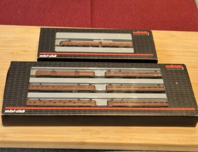 Marklin Z 88605 + 87847 EMD F7 Diesel lok + 6 cars Pennsylvania USA - MINT - Image 1 of 4