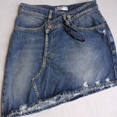Falda Icon Denim 26 Asimétrica Irregular Envejecida Jean Mini Revolve Nueva Foto 1 de 4