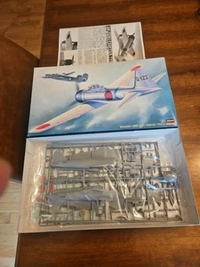 Hasegawa Mitsubishi A6M3 ZERO Fighter Type 32 Model Kit - Picture 1 of 1