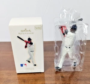 Hallmark 2007 David Ortiz Boston Red Sox At The Ballpark Baseball Xmas Ornament - Picture 1 of 10