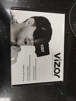 NWT VIZOR  Virtual Reality Headset 3D Experience Via Your Phone - Image 1 of 2
