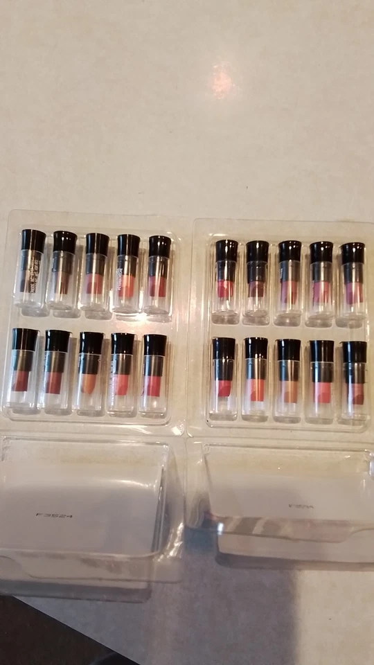 Avon Ultra Color Indulgence Lip Color Bullet Sample Pack #2 10 Assorted