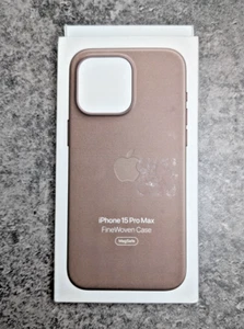 Coque Magsafe tissée fine Apple iPhone 15 Pro Max (taupe). En l'état - Photo 1 sur 5