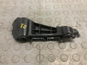 MG ZS 1.5 PETROL FRONT RIGHT BUMPER MOUNT BRACKET 10699373 - Picture 1 of 4