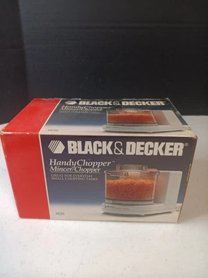 NEW VINTAGE Black & Decker Small Handy Chopper Mincer HC20 Tiny Food Processor - Image 1 of 4