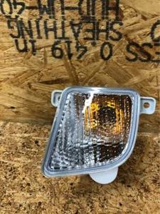 Honda Odyssey Elite / EX / EX-L / Touring Model Turn Signal Light Assembly 2018 - Picture 1 of 3