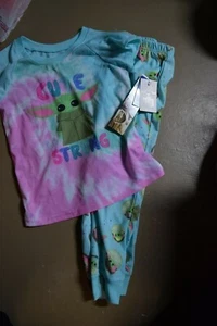 NWT Star Wars Baby Yoda Girls 2 Piece Pajama Set -Size 6- Short Sleeve Top/Pants - Picture 1 of 3