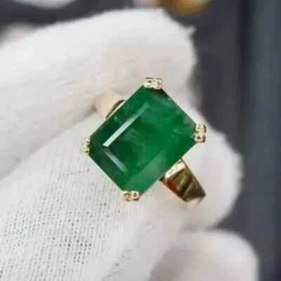 Anillos de boda para hombre de 3 quilates con corte esmeralda creados en laboratorio chapados en oro amarillo de 14 k Foto 1 de 4