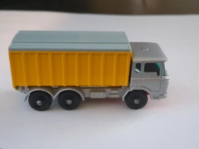 1968 Lesney Matchbox Series No47-C, Silver Yellow DAF Tipper (2) - Image 1 of 4
