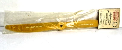 Master Airscrew Airplane Propeller Prop MA1470-A 14x7 Glass Filled Nylon #B2-14 - Image 1 of 4