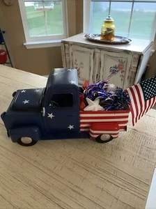 Red White& Blue Metal Farmhouse Truck Farmhouse Decor New 13x7x7 - Picture 1 of 8