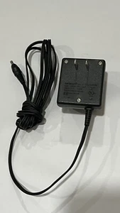 Nokia #ACP-7U Electric Cell Phone Charger - Picture 1 of 3