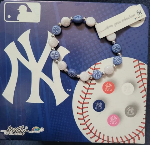 NEW YORK YANKEES OFFICIAL LICENSED TRRTLZ BRACELET Cover
